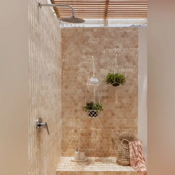 Franki Sea Grass Tote - NWT - Picture 6 of 8